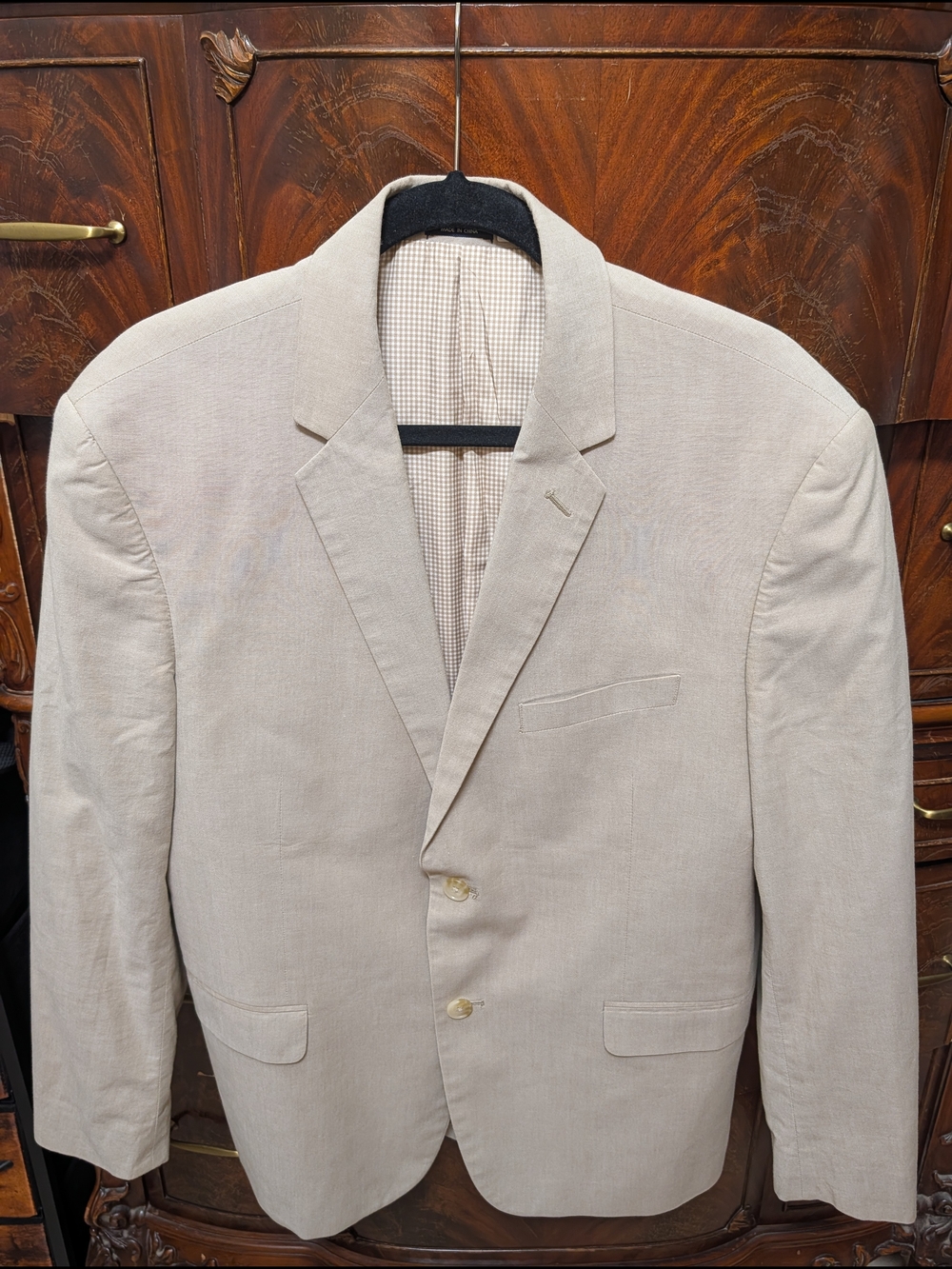 Saddlebred Men's Light Beige Two-Button Sport Coat. 42S